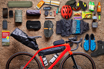 vorschlag einer übersicht sinnvollen transalp-equipments