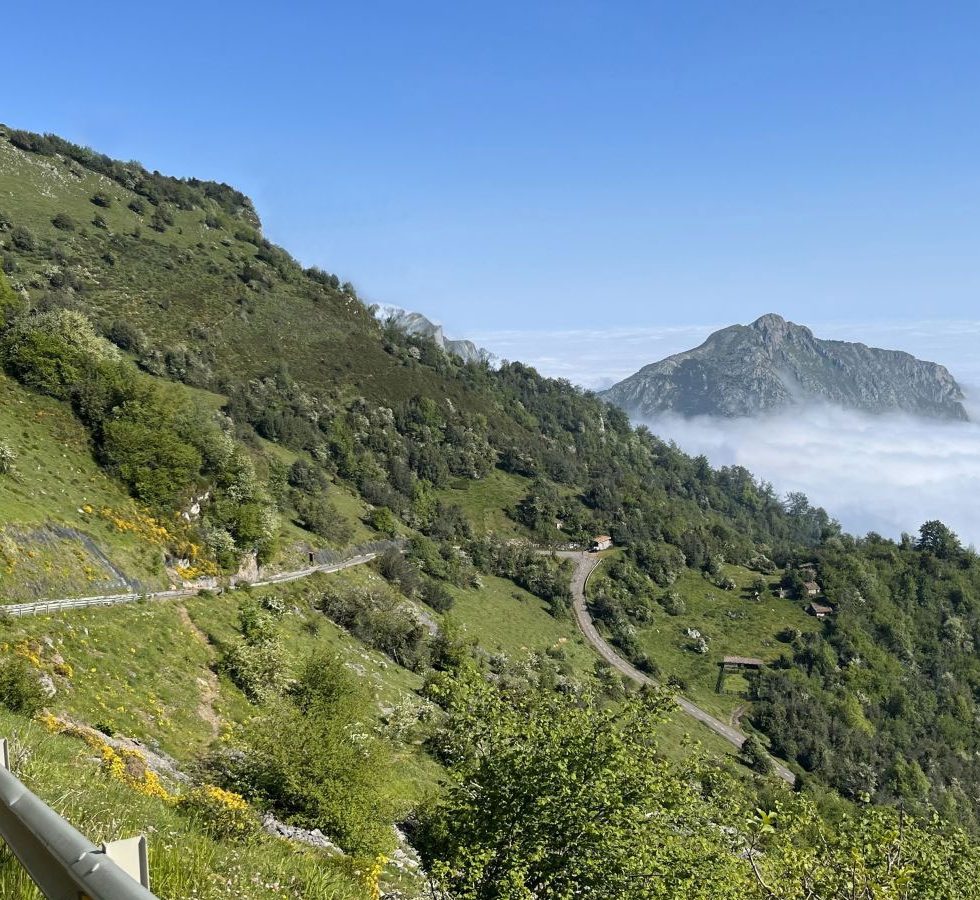 nstieg zum alto di angliru