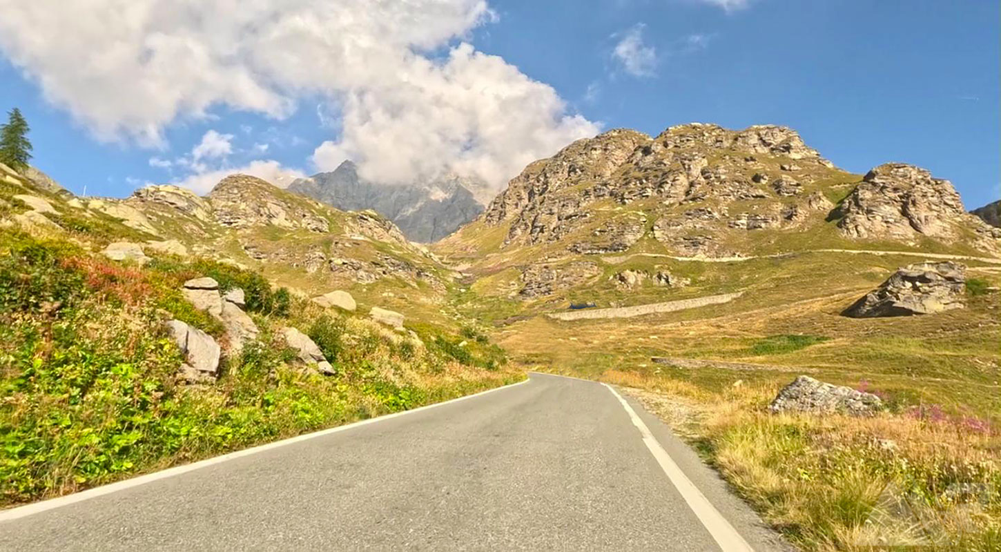 panorama auffahrt zum nivolet