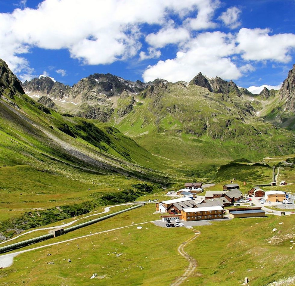 panoramabild silvretta hochalpenstrasse mit silvrettagruppe
